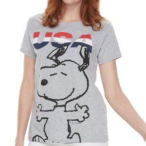 New! Peanuts Snoopy USA Americana Patriotic T-Shirt